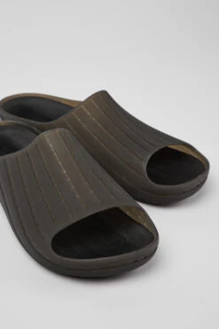 Wabi Black Monomaterial Sandals For Men