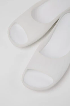 Wabi White Monomaterial Sandals For Women