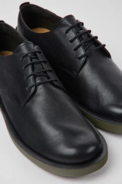 Wagon Black Leather Shoes For Men