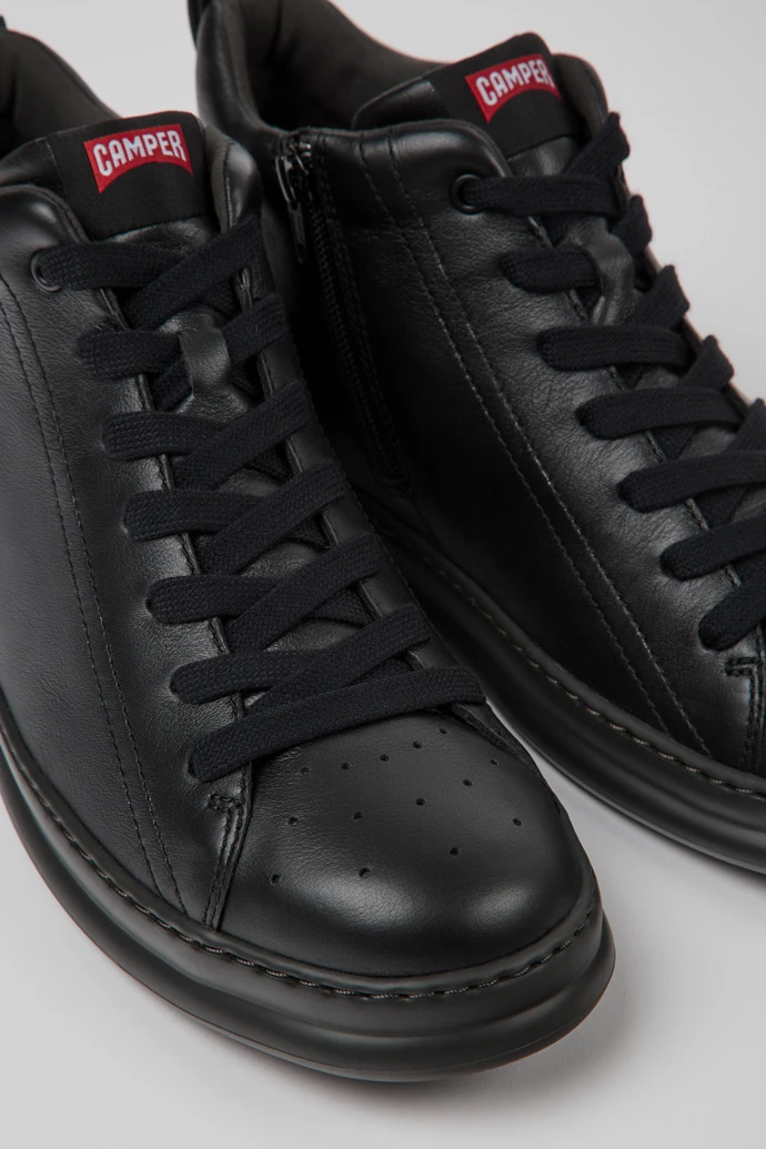 Runner Men's Black Ankle Boot 3 Runner Men's Black Ankle Boot